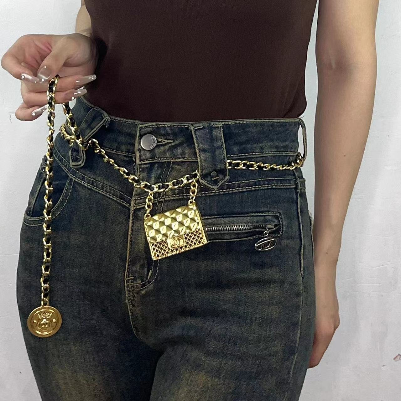 2024 New Gold Color Chain Belts for Women High Quality Luxury Metal Belt Adjustable Long Waist Band Mini Packet Dress Decoration