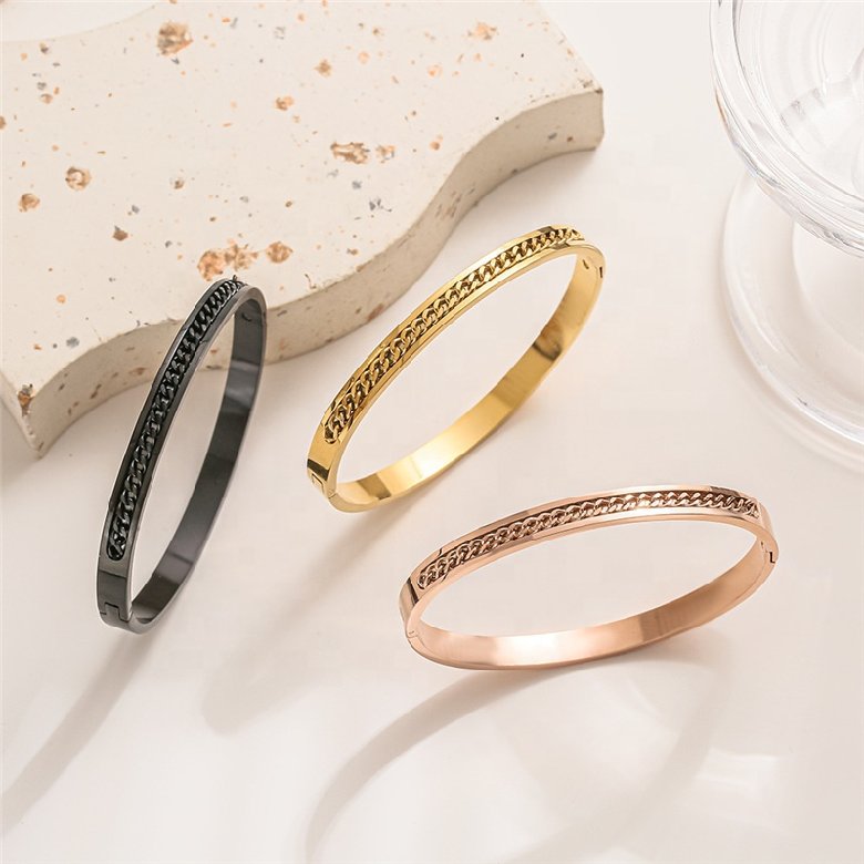 New Design Jewelry Statement Polished Stainless Steel Cuban Link Chain Shape Buckles Bracelet Bangle Gold Plated For Women Men