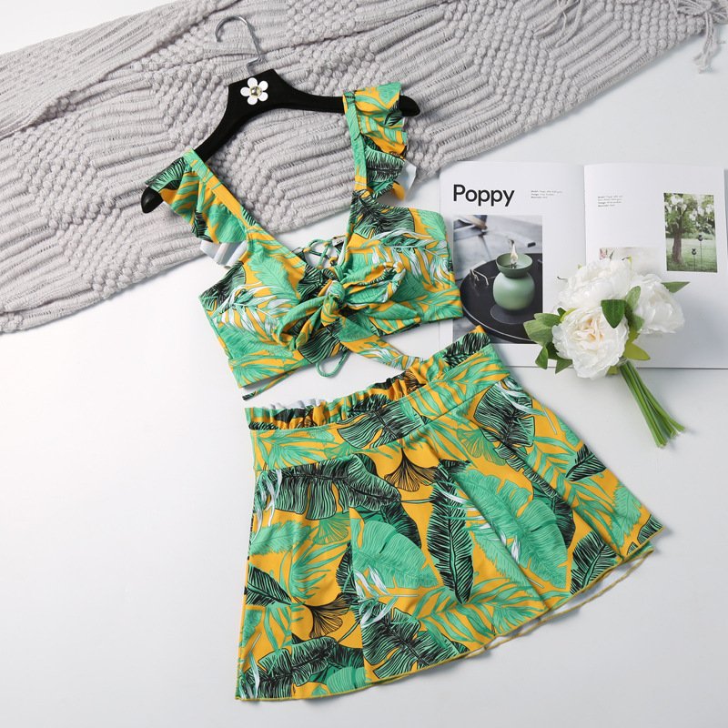Hot Couples Swimwear Ruffle-Sleeve Two-Piece Tropical Plant Printed Bathing Suit And Swim Trunks For Couple