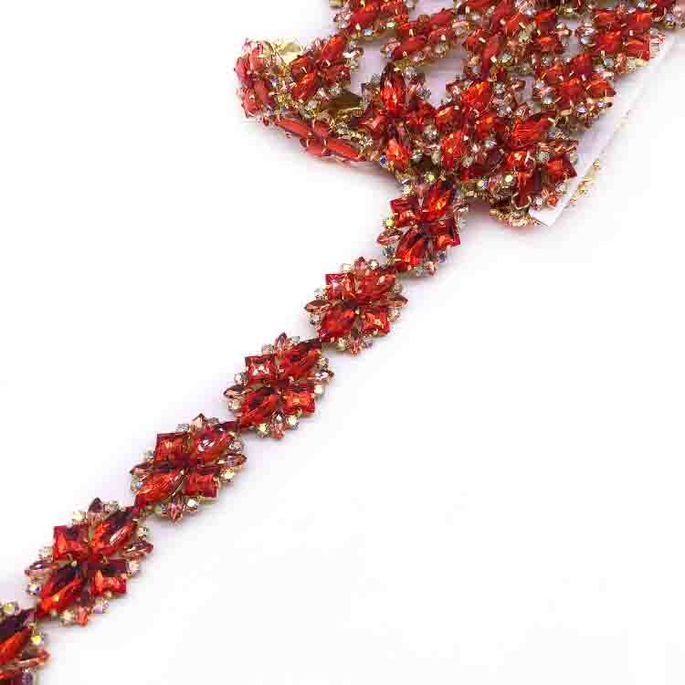 Wholesale Crystal Rhinestone Chain Trimming on roll Bridal Sash Rhinestone Trimmings for Wedding Belt Garment Accessories