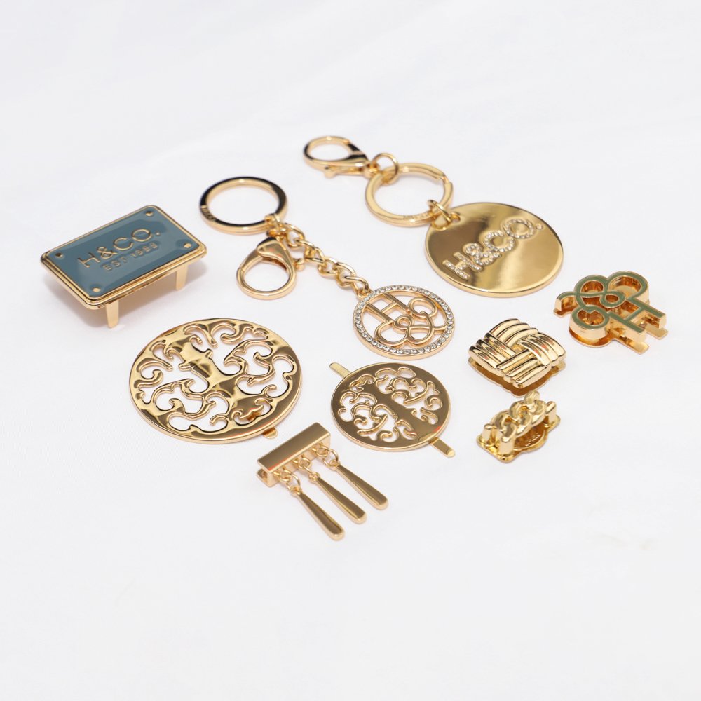 Custom Logo Metal Gold Logo Bag Accessories Label Pattern Metal Letters Metal Logo Name Plate For Handbag