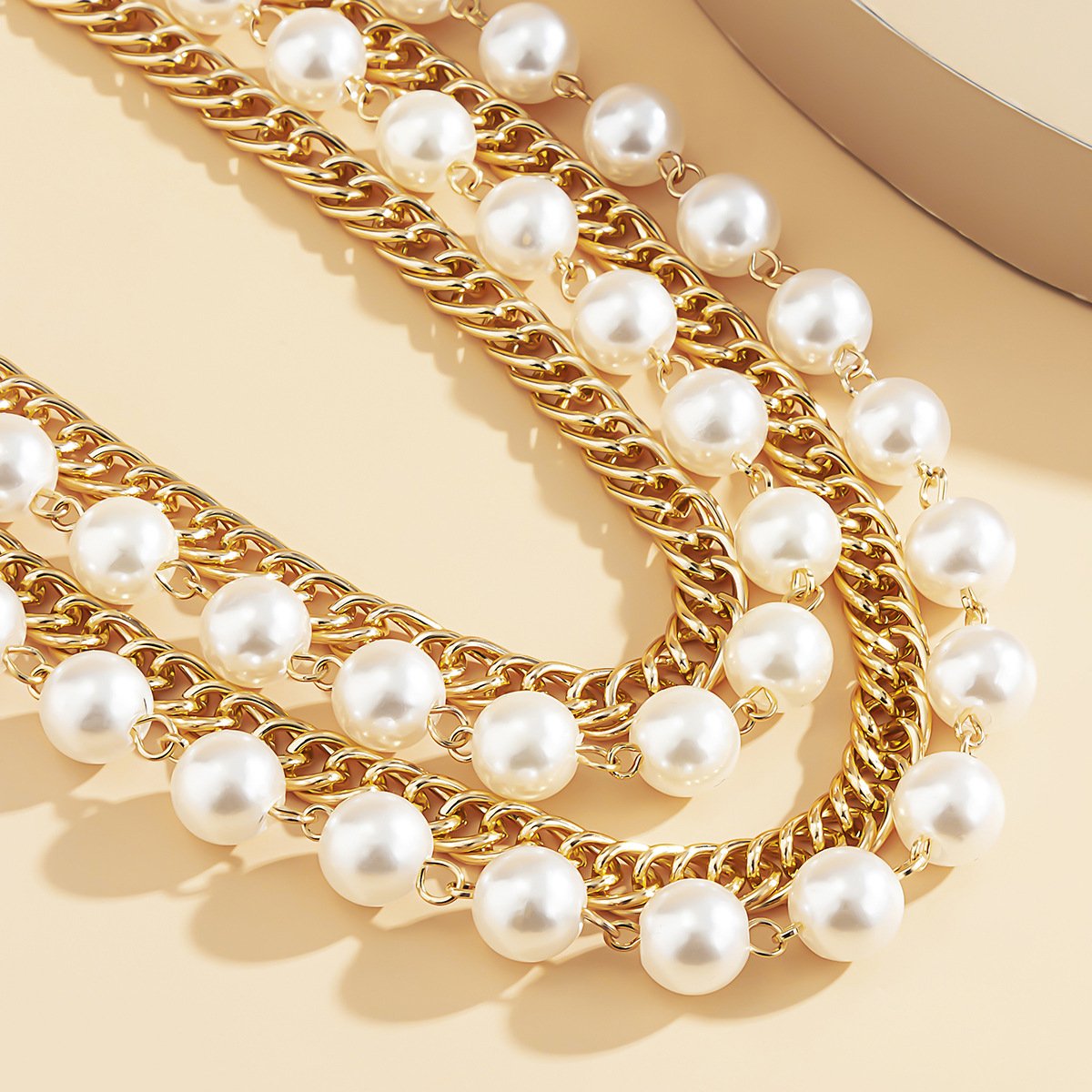 2023 New Pearl Body Chain Jewelry Hip Hop Waist Chain Women Gold Multilayer Ladies Dress Waist Chain Belt