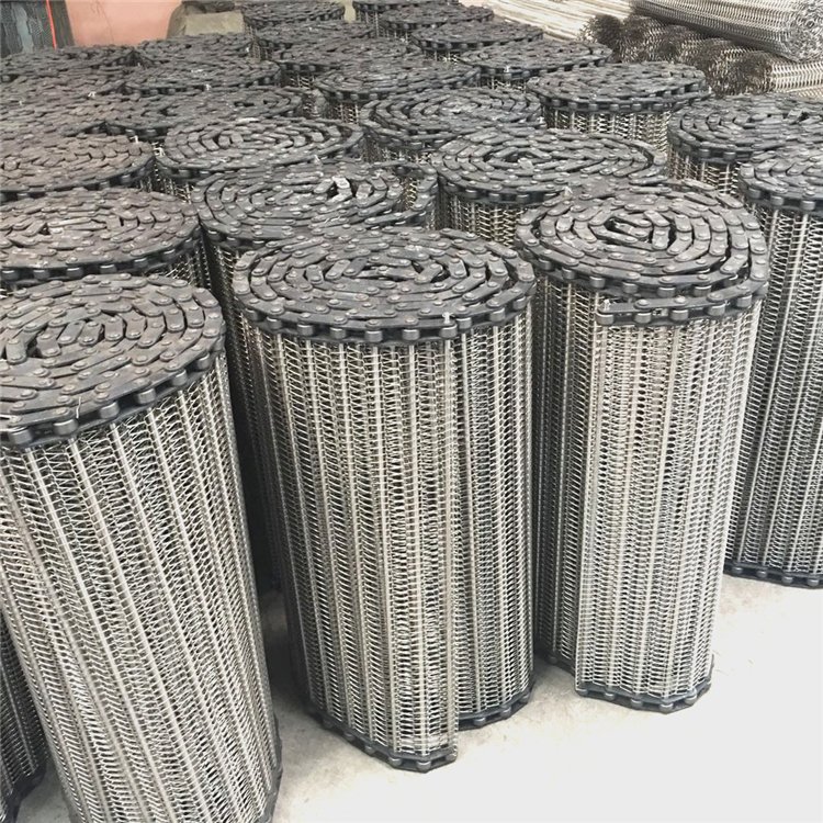 Balanced wire metal mesh spiral type herringbone stainless steel conveyor belt with small hole size