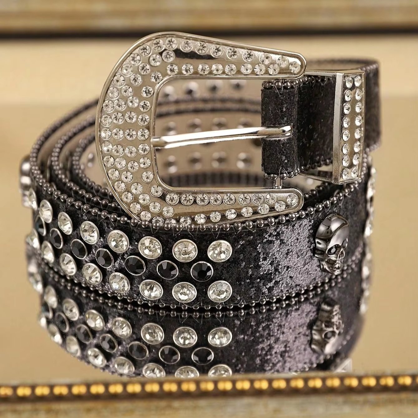 Dark Rock Skeleton Boho PU (Polyurethane) Fashion Men's Belt with Pop Black Chain Dot Diamond Everyday Use Suitable