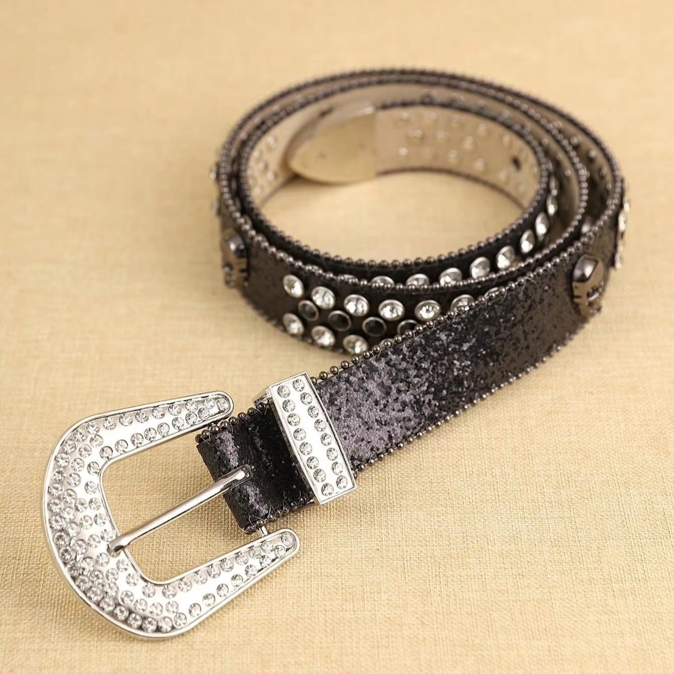 Dark Rock Skeleton Boho PU (Polyurethane) Fashion Men's Belt with Pop Black Chain Dot Diamond Everyday Use Suitable
