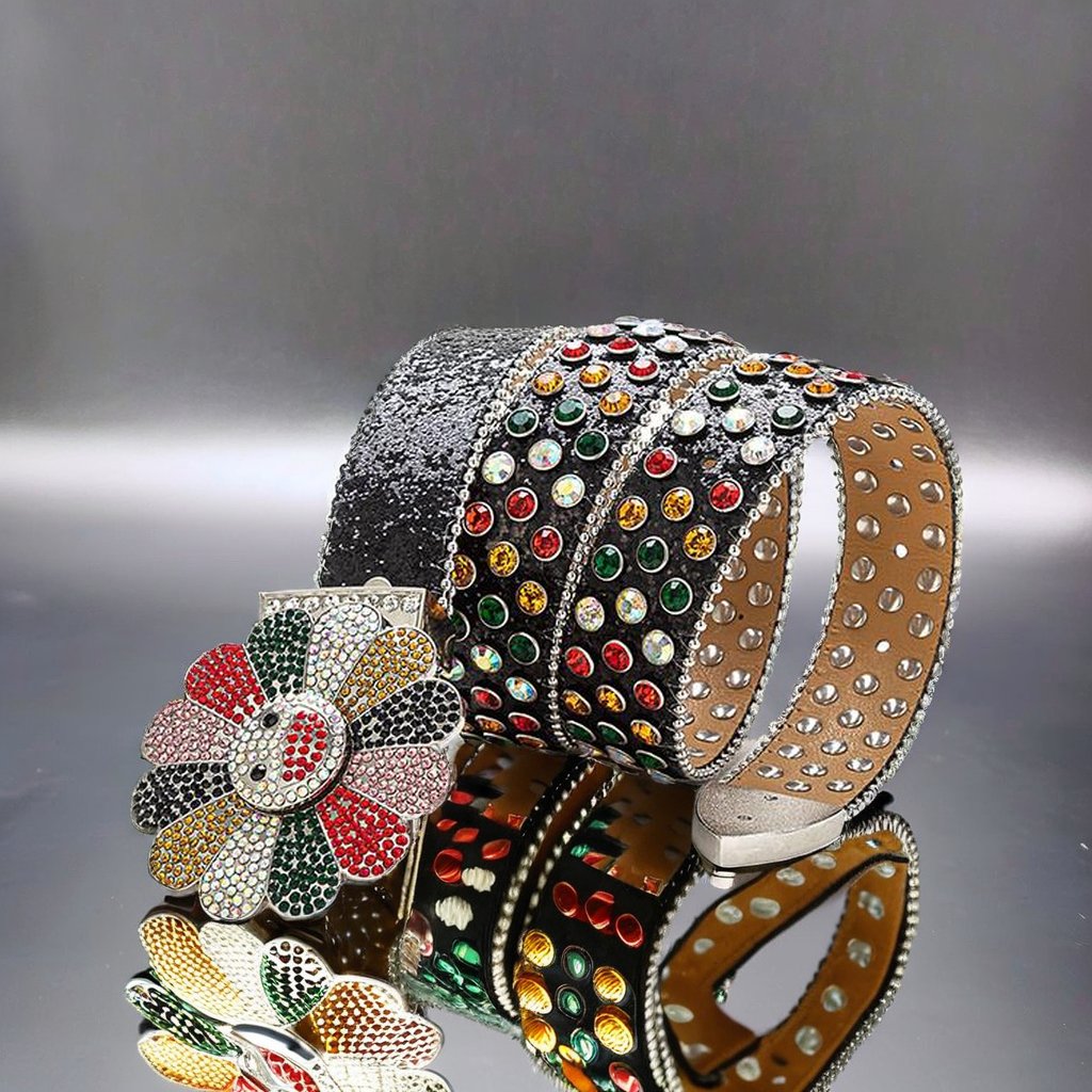 Popular Stock Cow Hide Belt with Diamond Shining Rhinestone Flower Hip Hop Rotating Buckle Jeans Made of PU Leather and Alloy