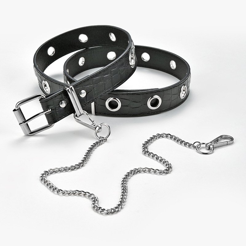 The Internet hit black chain decoration belt female crocodile pattern casual corn buckle versatile jeans belt in stock