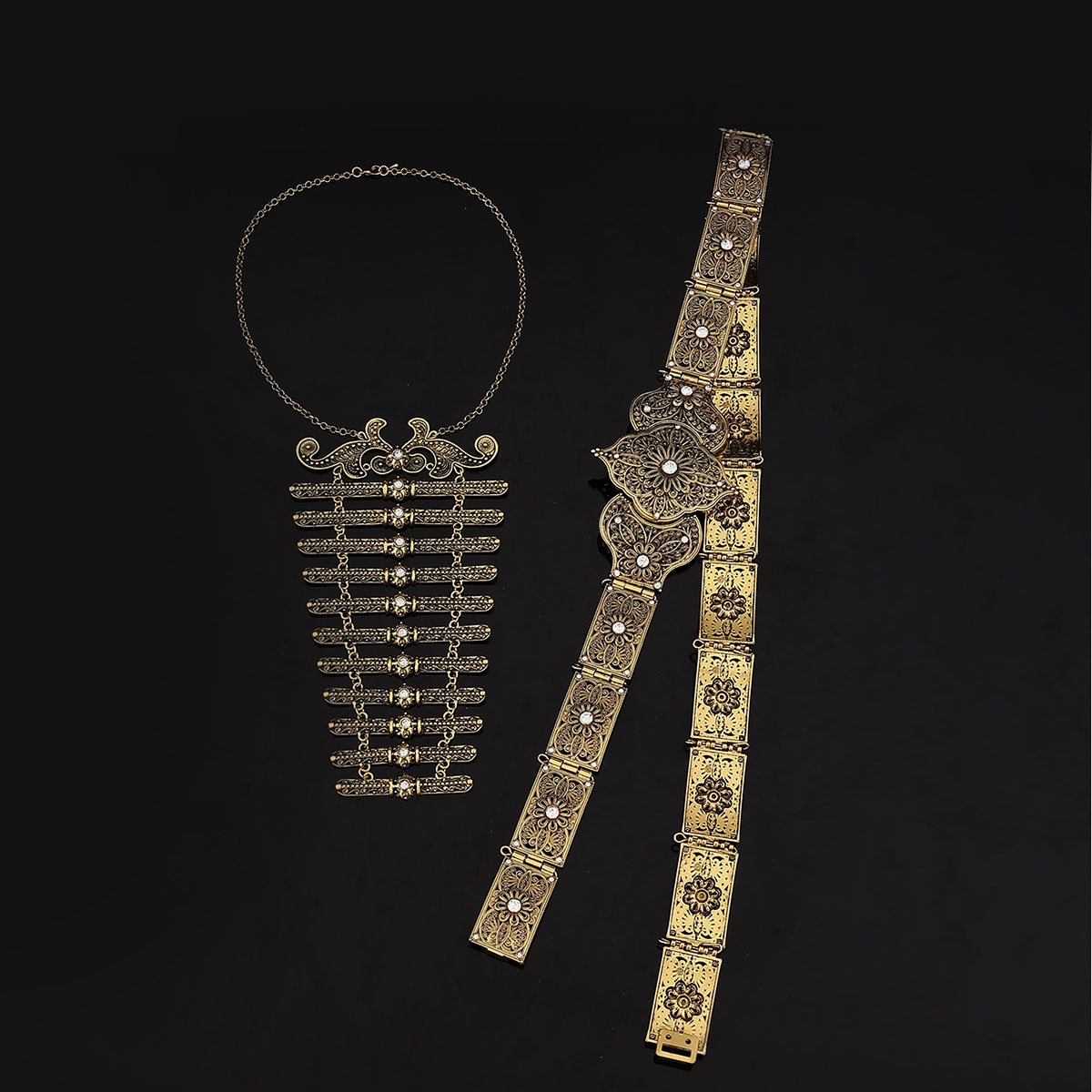 Waist Chain With Pendant Pearl Inlaid Gemstone Can Be Used For Various occasions To Highlight The Momentum Of The Wearer