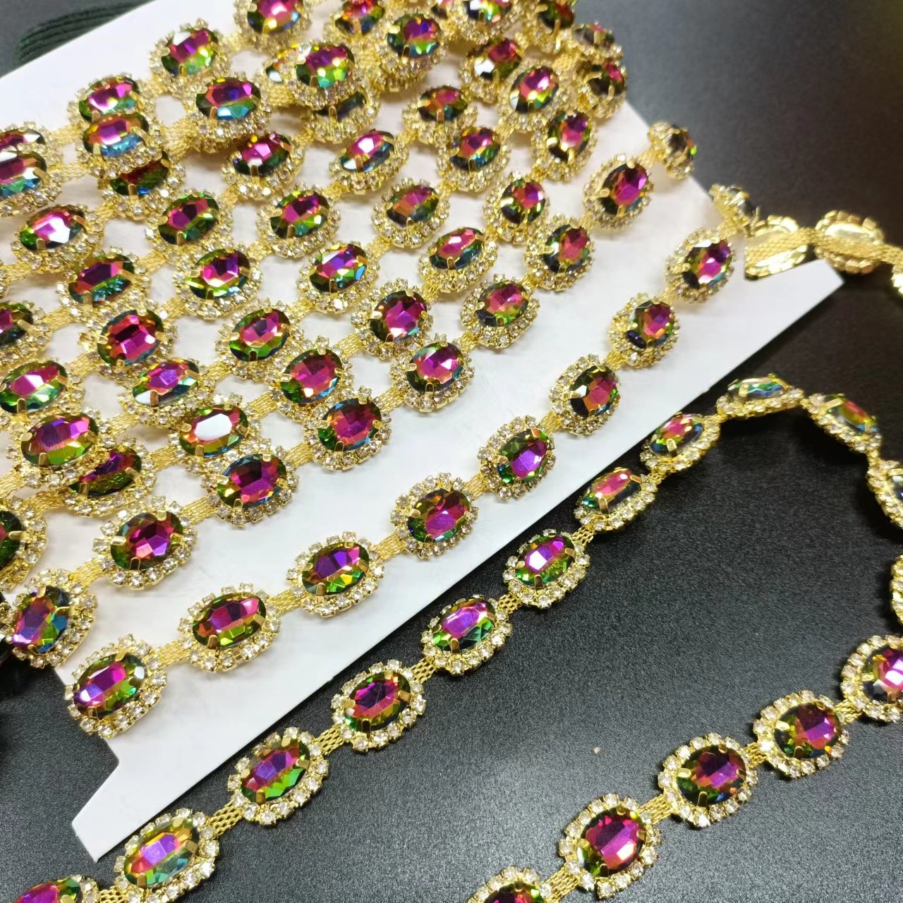New Design Bulk Glass Flowers Trimming Red Heart Fancy Sliver Back With Rhinestones For Garment Accessories