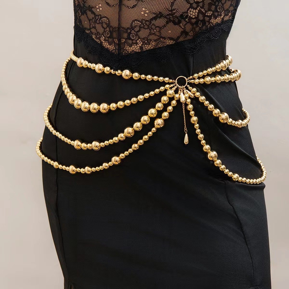 Body chain thickness of different pearls connected to the multi-layer fringe side pendulum chain waist chain personality belt