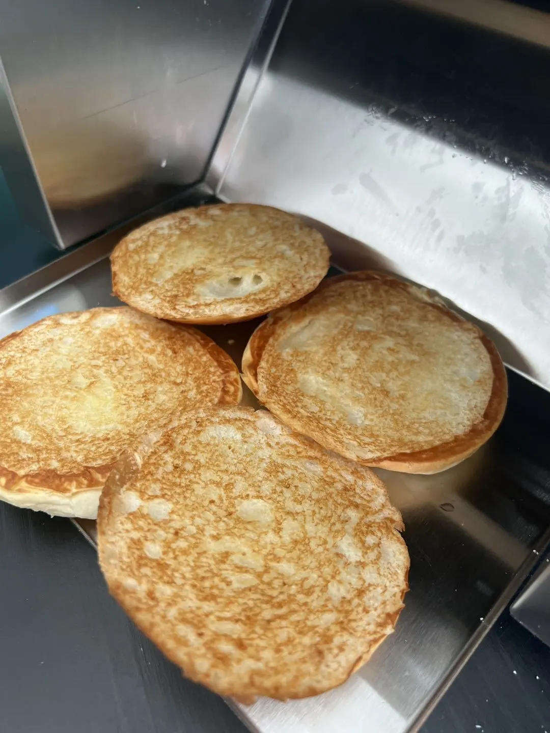 2024 KFC/Mcdonald Burger Automatic efficiency Multifunctional Conveyor chain Restaurant Hamburger Bun Toaster Machine