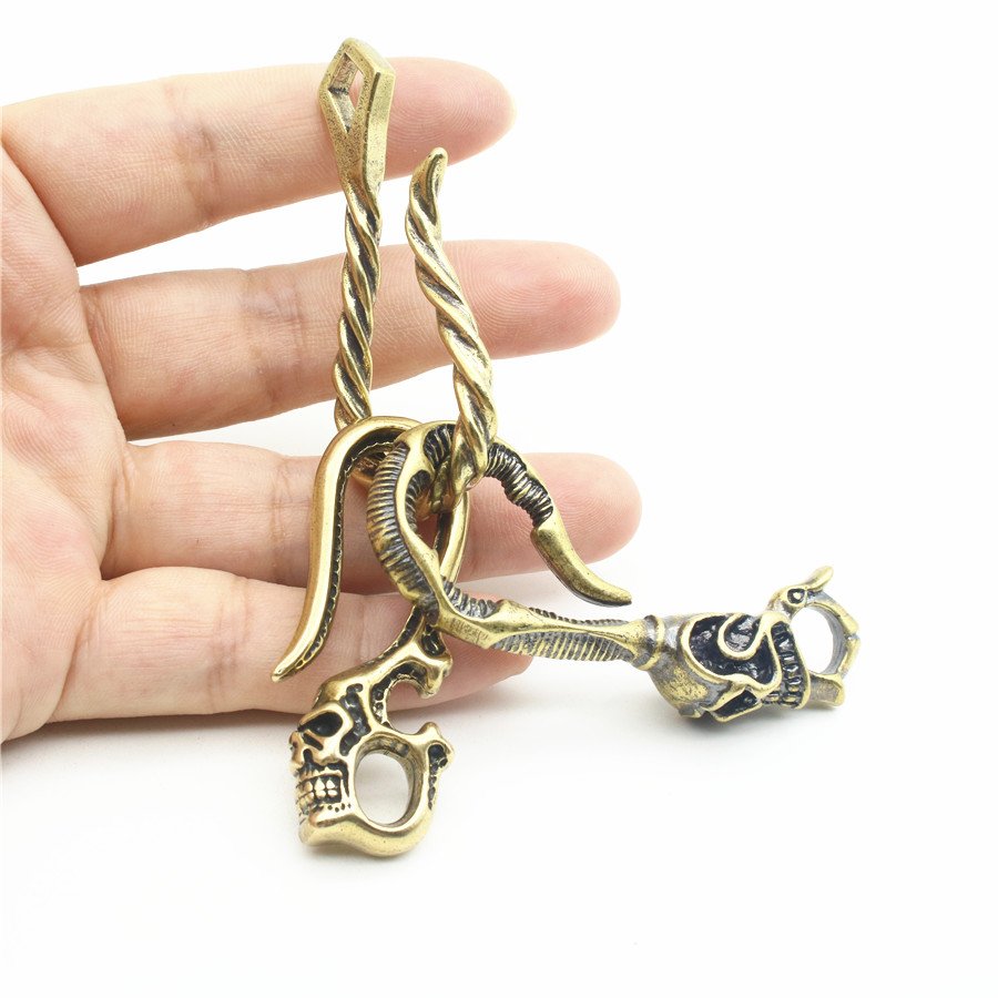 Promotion Retro Skull Vintage Brass U Shape KeyChain Hooks Wallet Chain Belt Key Ring Buckle Bag Hanger Jeans Accessories