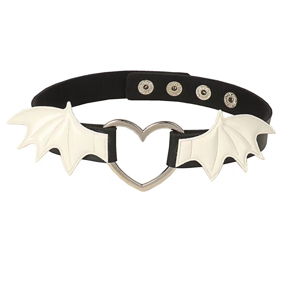 Dark cool punk goth motorcycle love-shaped wings choker PU belt spiked heart-shaped rock high-end necklace for men and women