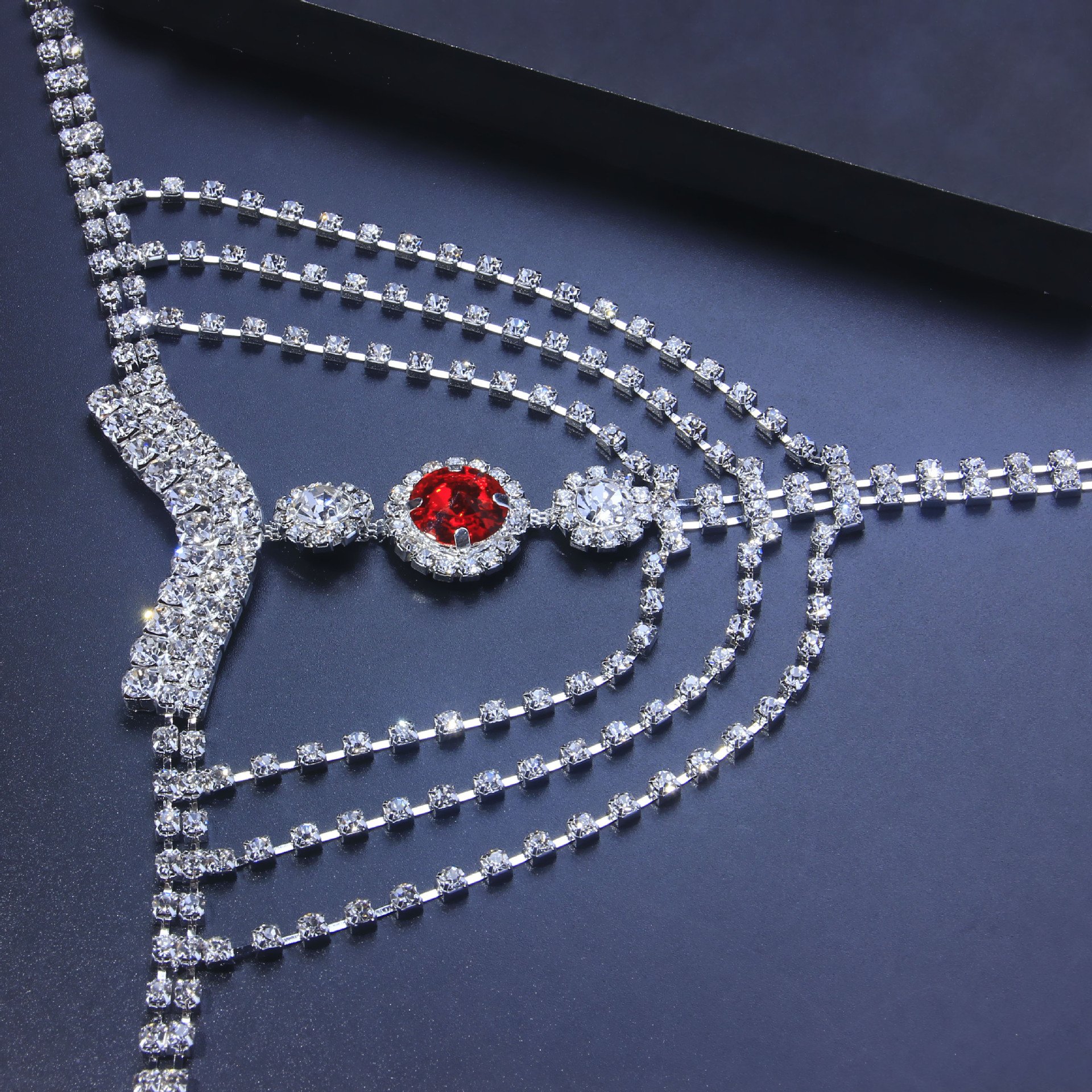 2024 Fashion Sparkling Rhinestone T Shape Body Chain Body Accessories Glittering Crystal Diamond Belly Waist Chain