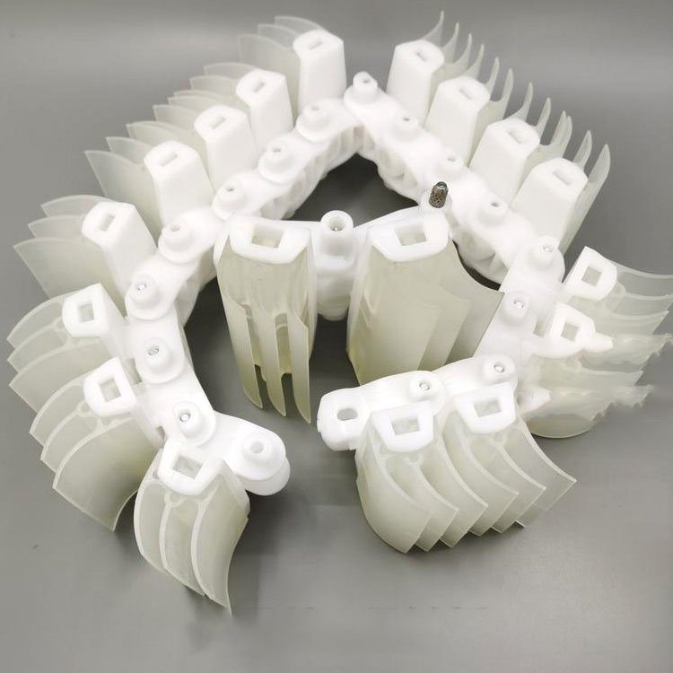 Beverage plant assembly line Flex83-63 flexible bottle conveyor chain plate