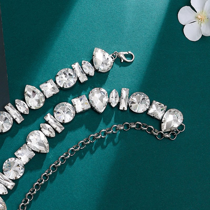 LUOAYN Fashion Crystal Diamond Rhinestones Navel Nail Waist Chain Glittering Crystal Diamond Belly Waist Chain