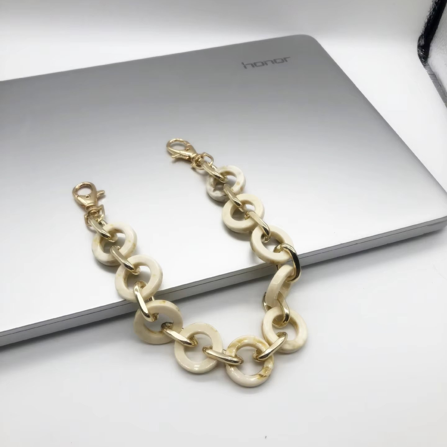 Jewelry Accessories Hardware Bag Chain Shoulder Strap Belt Factory Direct Sales Hot Style Resin Chain
