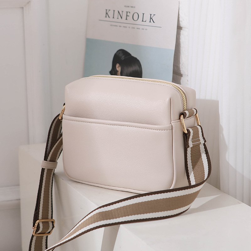 Customized women's camera bag, mint mini belt bag with storage card slot, fashionable women's waist bag