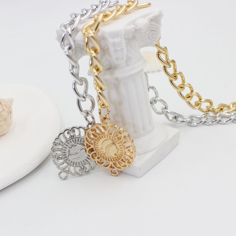 Vintage Ladies Fashion Accessories Luxury Designer High Quality Gold Silver Metal Thick Chain Waist Belts for Women