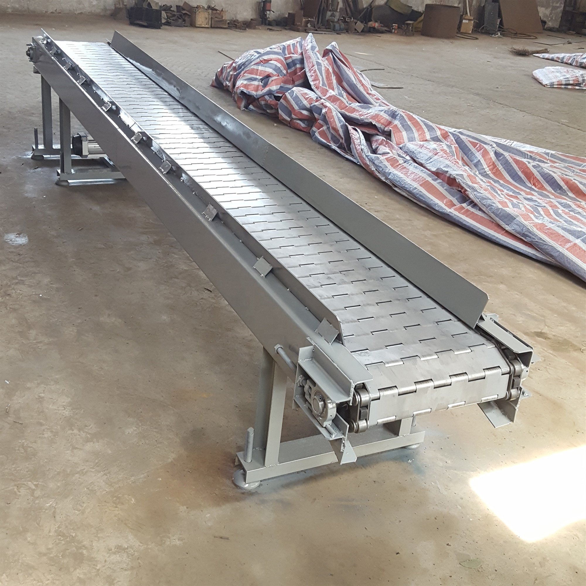 High temperature resistant forging part transportation equipment manufacturer chain plate conveyor