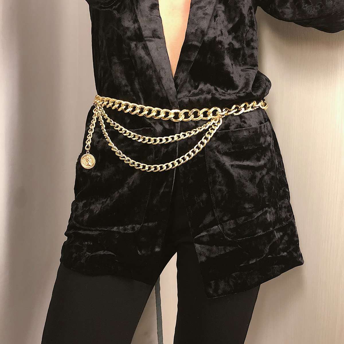 Designer Gold Sexy Ladies Belts for Women Fashion Brand Accessories Belts Jean Chains Famous Brands Custom Belt Waist Metal
