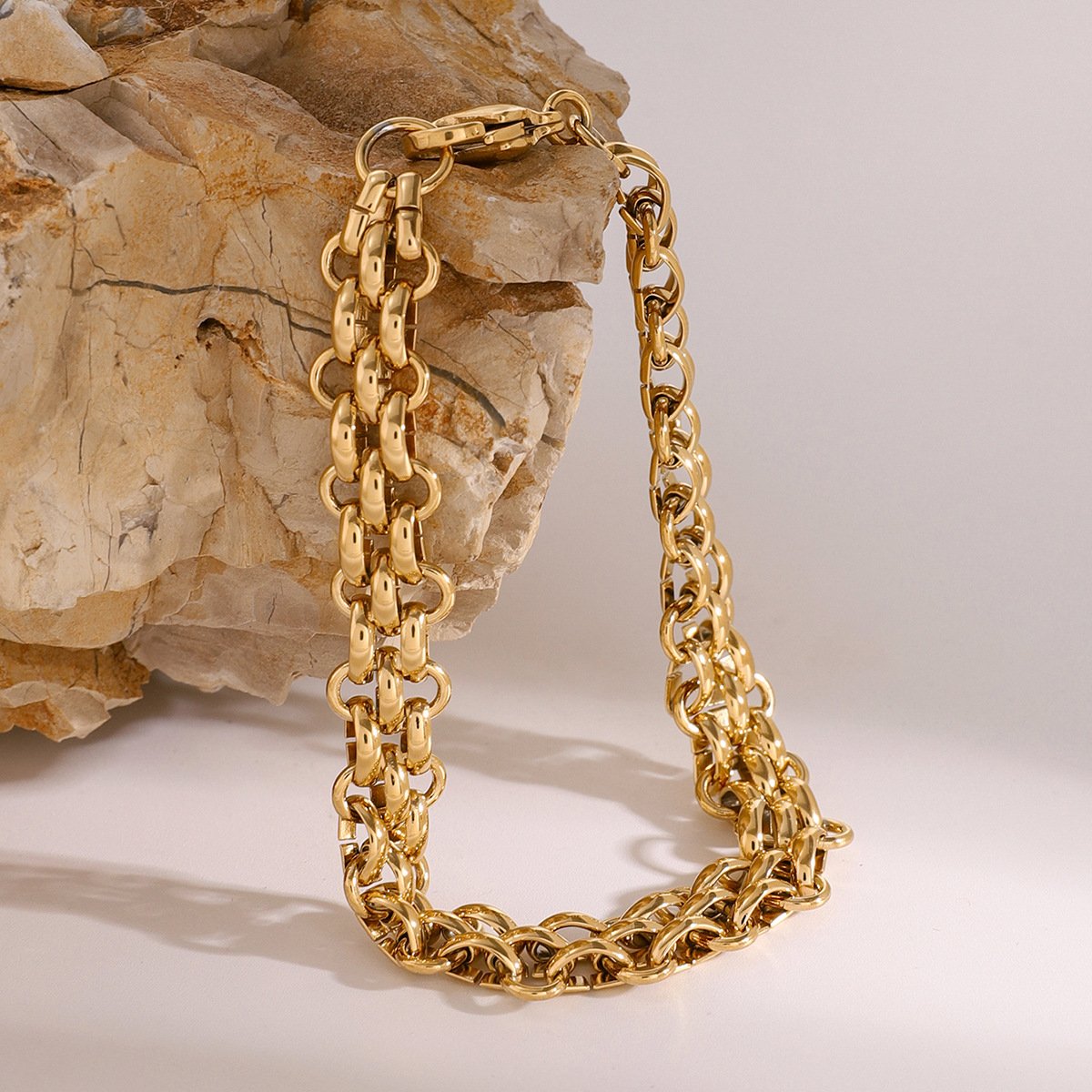 Amiee Jewelry Trendy 18K PVD Gold Plated Stainless Steel Non Tarnish Cuban Link Chain Bracelet for Couple