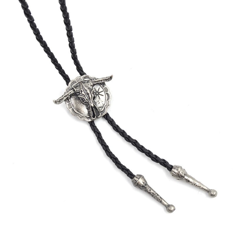New arrival Western Bull Head bolo tie Foreign trade vintage shirt chain polo neckline rope necklace tie