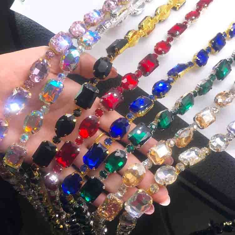 China manufacturer sewing rhinestone accessories rhinestone trimming diamond dress trim charm gem trimming chain for costume