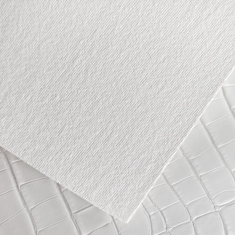 30X135CM Glossy Embossed Crocodile Texture Faux Leather Roll Synthetic Leather Crafts Fabric for Wallets Key chains Handbags