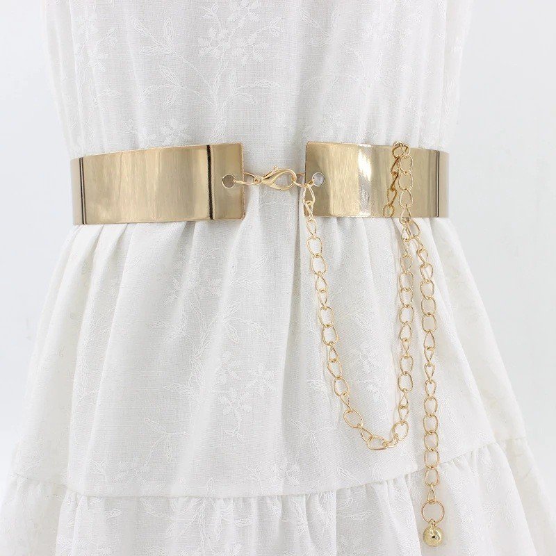 High Quality Adjustable Ladies Chain Belt Simple Retro Style Waist Accessory Golden Iron Material