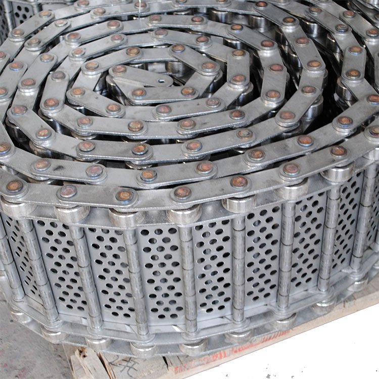 Stainless steel mesh metal perforated chain plate conveyor belt used for bottle transport
