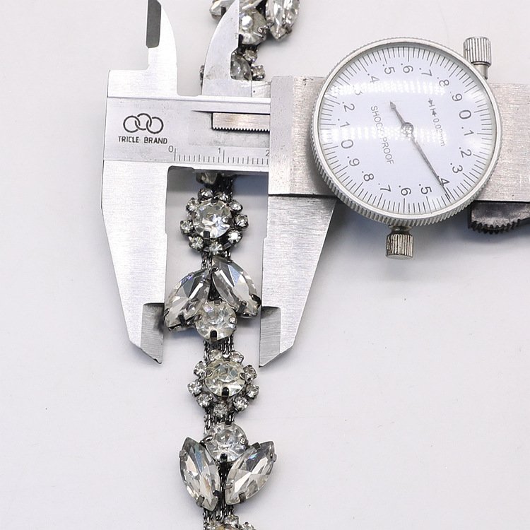 Wholesale Custom Crystal Rhinestone Chain Trimming Bridal Sash Rhinestone Trim Applique Wedding Belt Garment