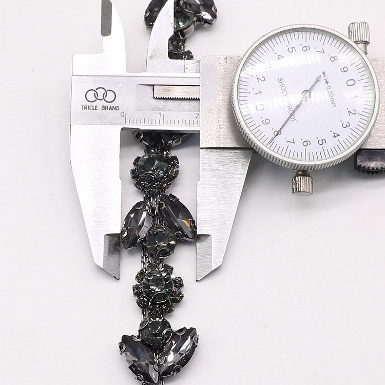 Wholesale Custom Crystal Rhinestone Chain Trimming Bridal Sash Rhinestone Trim Applique Wedding Belt Garment