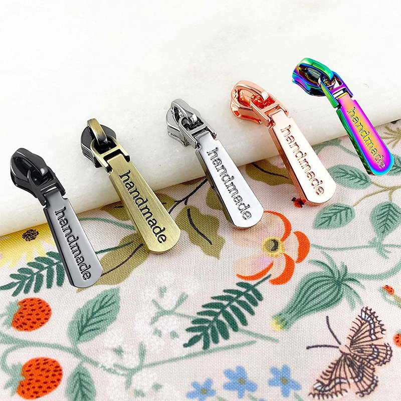 Fashion Rainbow Brand Zipper Pulls Custom Design Handbag Zipper Puller Bag Hardware Zip Slider Metal