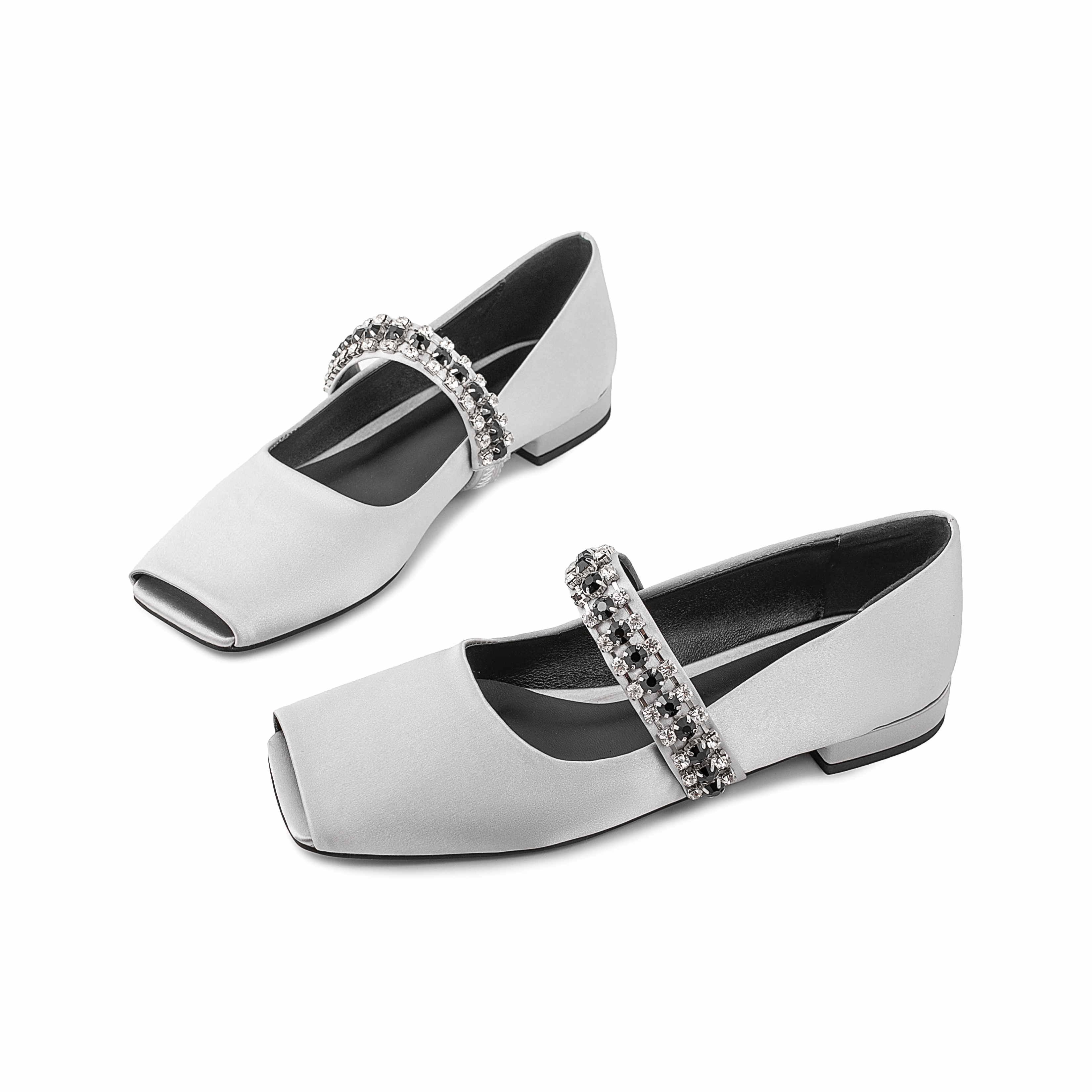 Elegant Women Crystal Chain Belt Mary Jane Shoes Fashion Square Toe Plum Satin Low Heels Ladies Wedding Party Shoes For Bride