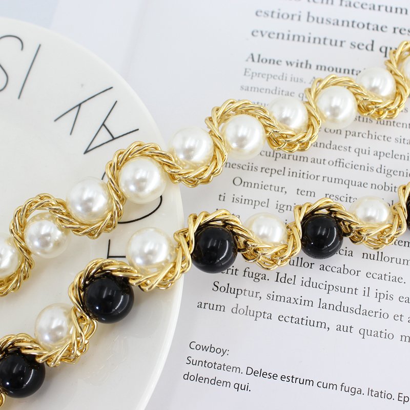 On Promotion 2023 New Hot sale women black white pearl metal Waist chian for girls dresses suits most big plus size
