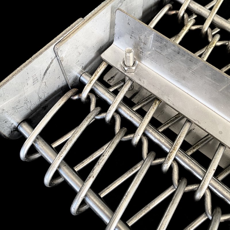 Compound Balanced Weave Chain Link Wire Mesh Conveyor Belt Herringbone Conveyor Belt