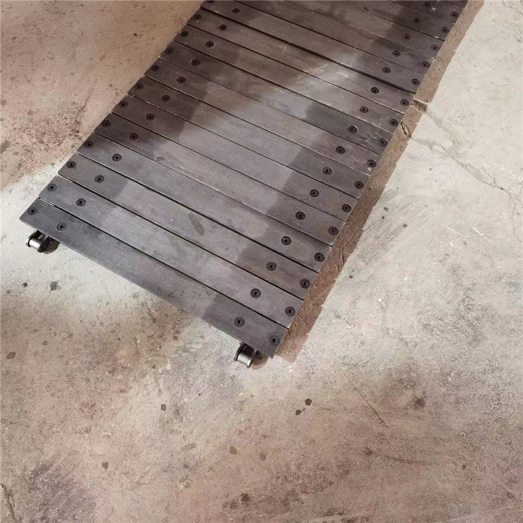 ZhiGong chain conveyor heavy scraper elevator metal conveyor belt waterproof plate chain assembly line conveyor belt