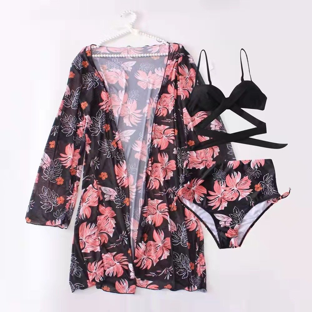 2024 new women's beautiful and generous beach swimsuit bikini gathering sexy net gauze three-piece split print swimsuit