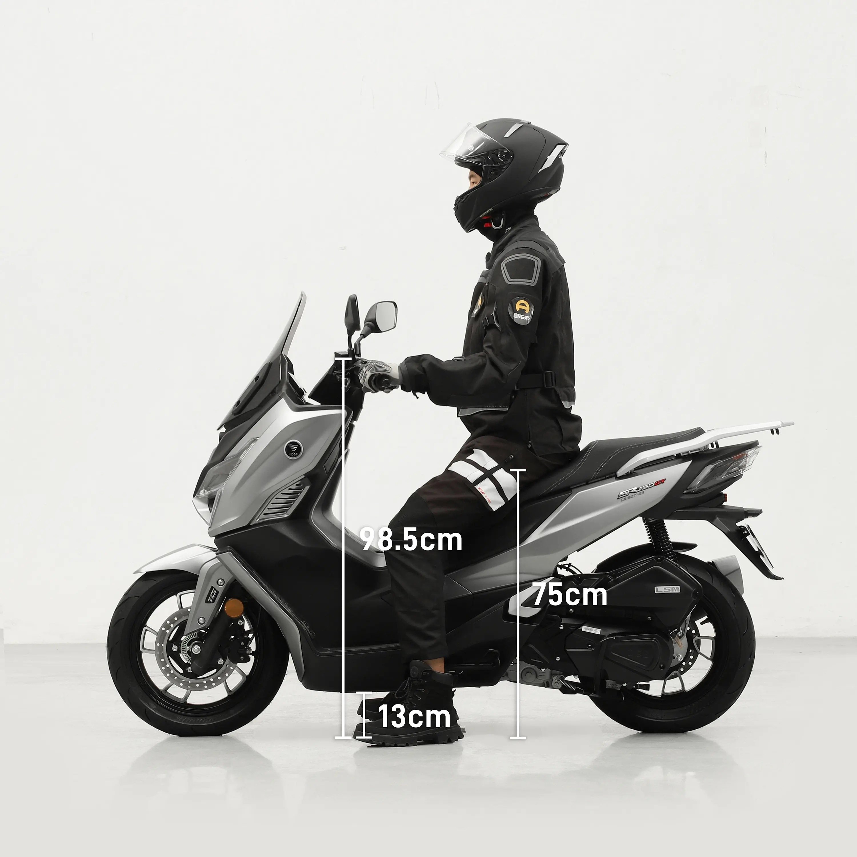 CVT 150CC Scooter Single Cylinder Four Stroke Water Cooling 150CC Black and Grey Belt Transfer Wuji Gasoline Driven 14.3ps 139kg