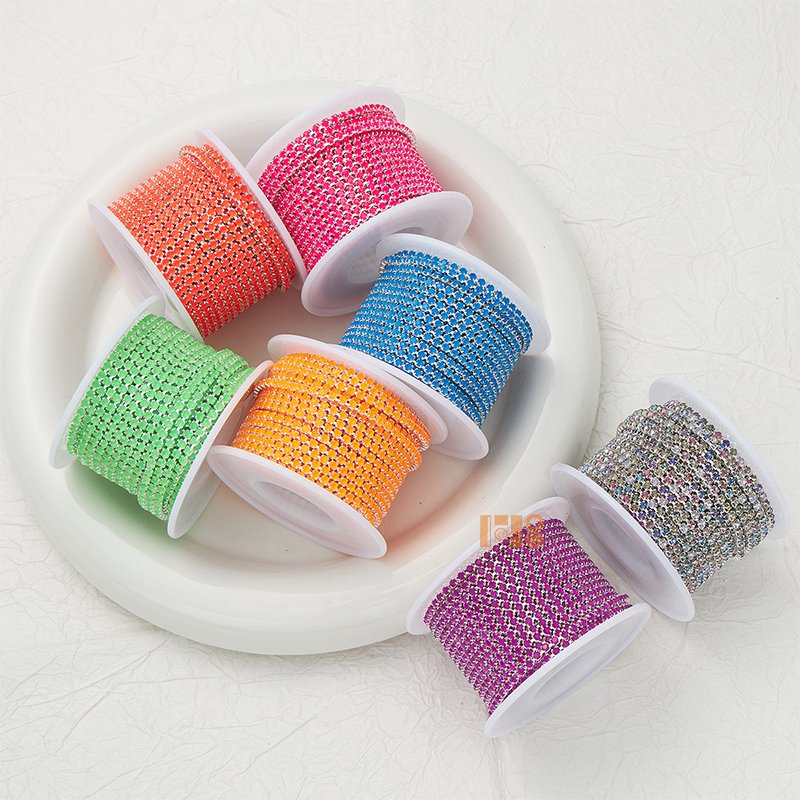 2025 New Arrival Colorful Rhinestone Chains Dense Fancy Chain Apparel Sewing Glass Rhinestone Cup Chain With Colorful base