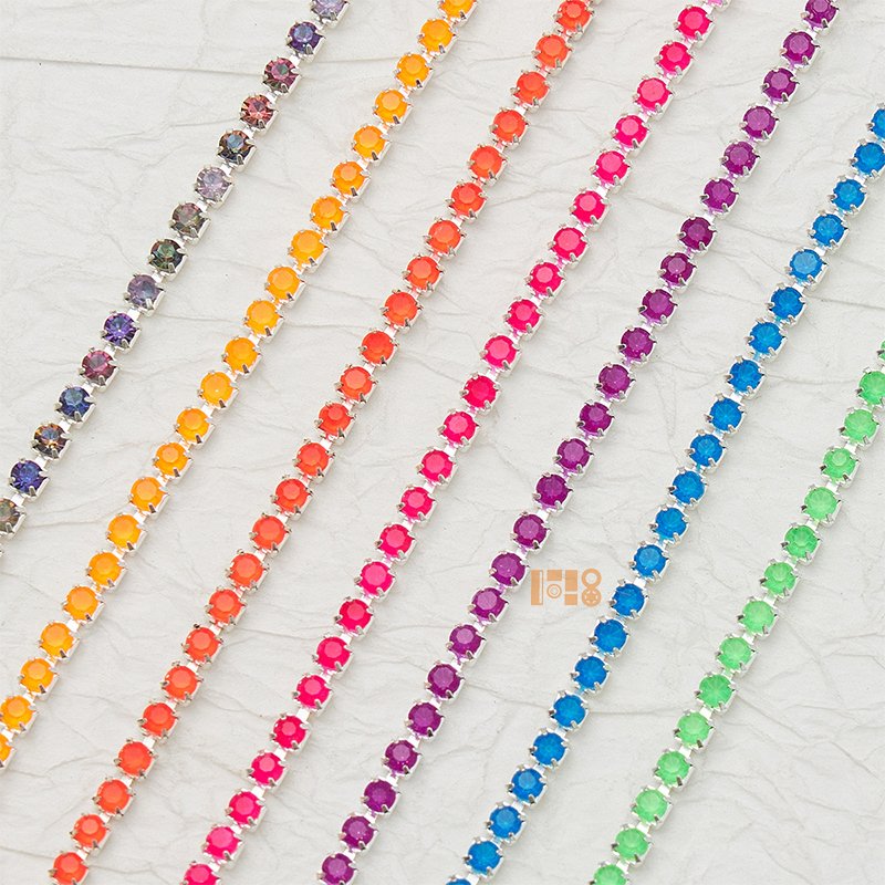 2025 New Arrival Colorful Rhinestone Chains Dense Fancy Chain Apparel Sewing Glass Rhinestone Cup Chain With Colorful base