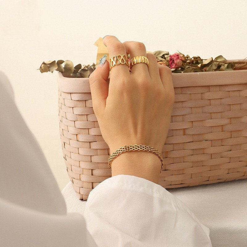 INS fashion simple punk jewelry women French style 18k gold titanium steel chain bracelet fashion charm watchband bracelets