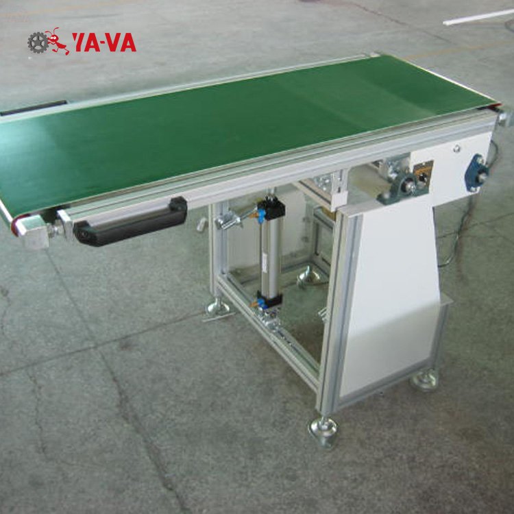 Cleat And Sidewall Belt Conveyor For Food And Beverage Industry Plastic Chain Belt Conveyor