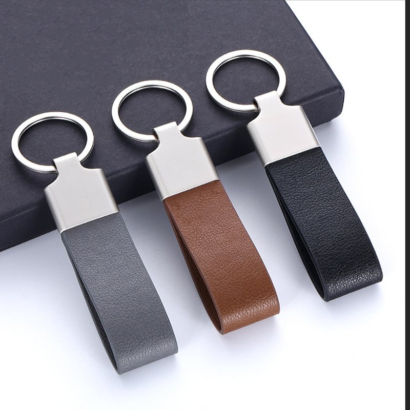 Factory direct sales wristlet high grade car metal key chain with lanyard different size zinc alloy key ring luggage handbag ac