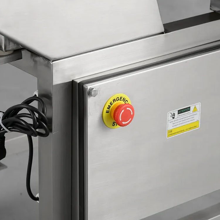 Metal Detection Equipment / Tunnel Metal Detector For Food Processing Industry With Conveyor Belt