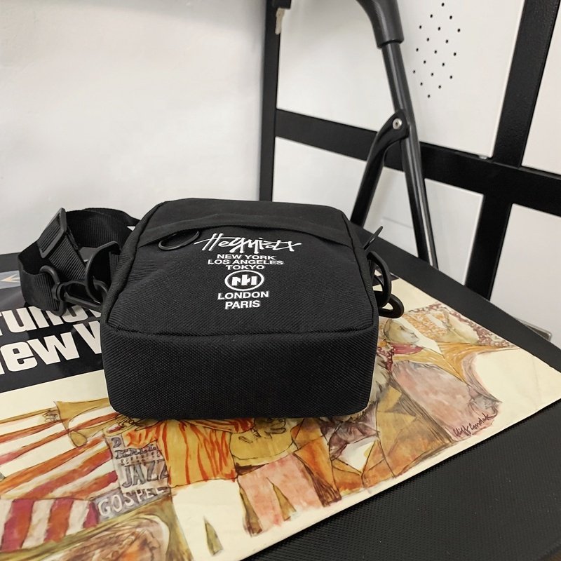 Unisex Fashion Waterproof Custom Oxford Shoulder Bag Men Women Mobile Phone Messenger Embroidery Chains Letter Bow Decorations