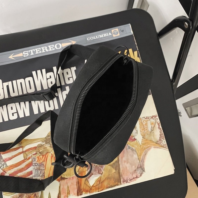 Unisex Fashion Waterproof Custom Oxford Shoulder Bag Men Women Mobile Phone Messenger Embroidery Chains Letter Bow Decorations