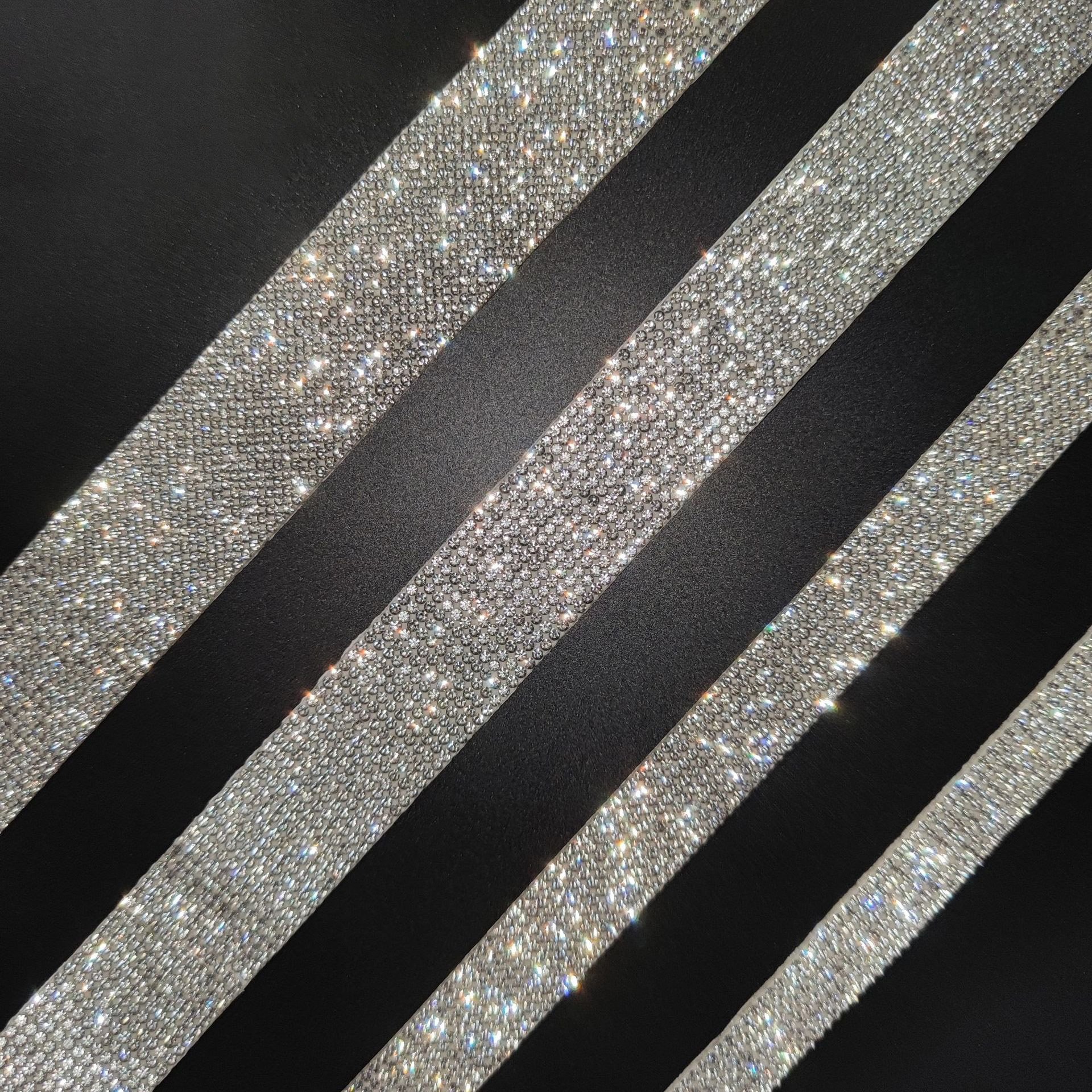 Wholesale Crystal Clear Glass Hot Fix Rhinestone Tape Chain Glue on Rhinestone Trim Stickers DIY Wedding Dress Belt Tape Ribbon