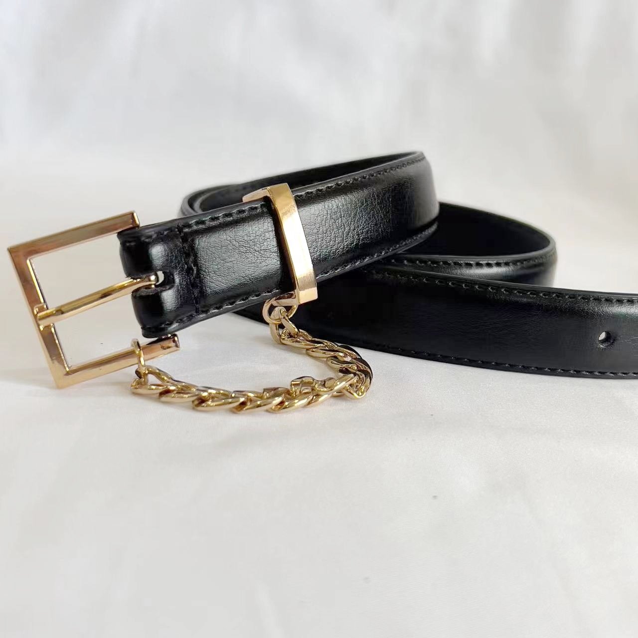 Casual Dress Chain Buckle Belts For Women Waist Girl Belts 2022 In PU or Leather Nice For Trousers Pants Collection